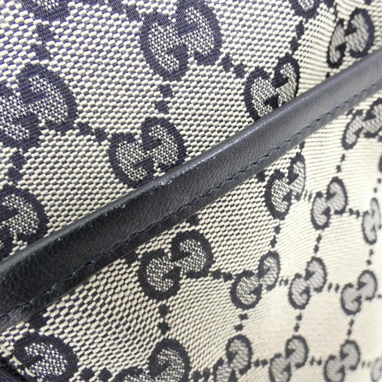 グッチ 388926 KY9PZ ショルダーバッグ