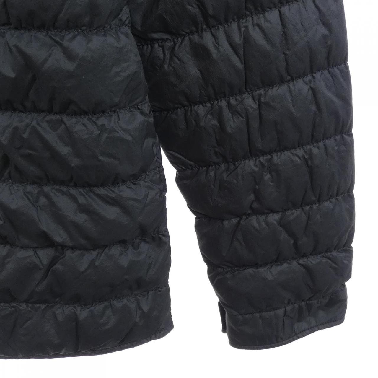 ストーンアイランド STONE ISLAND 6715Q0124 ダウンジャケット