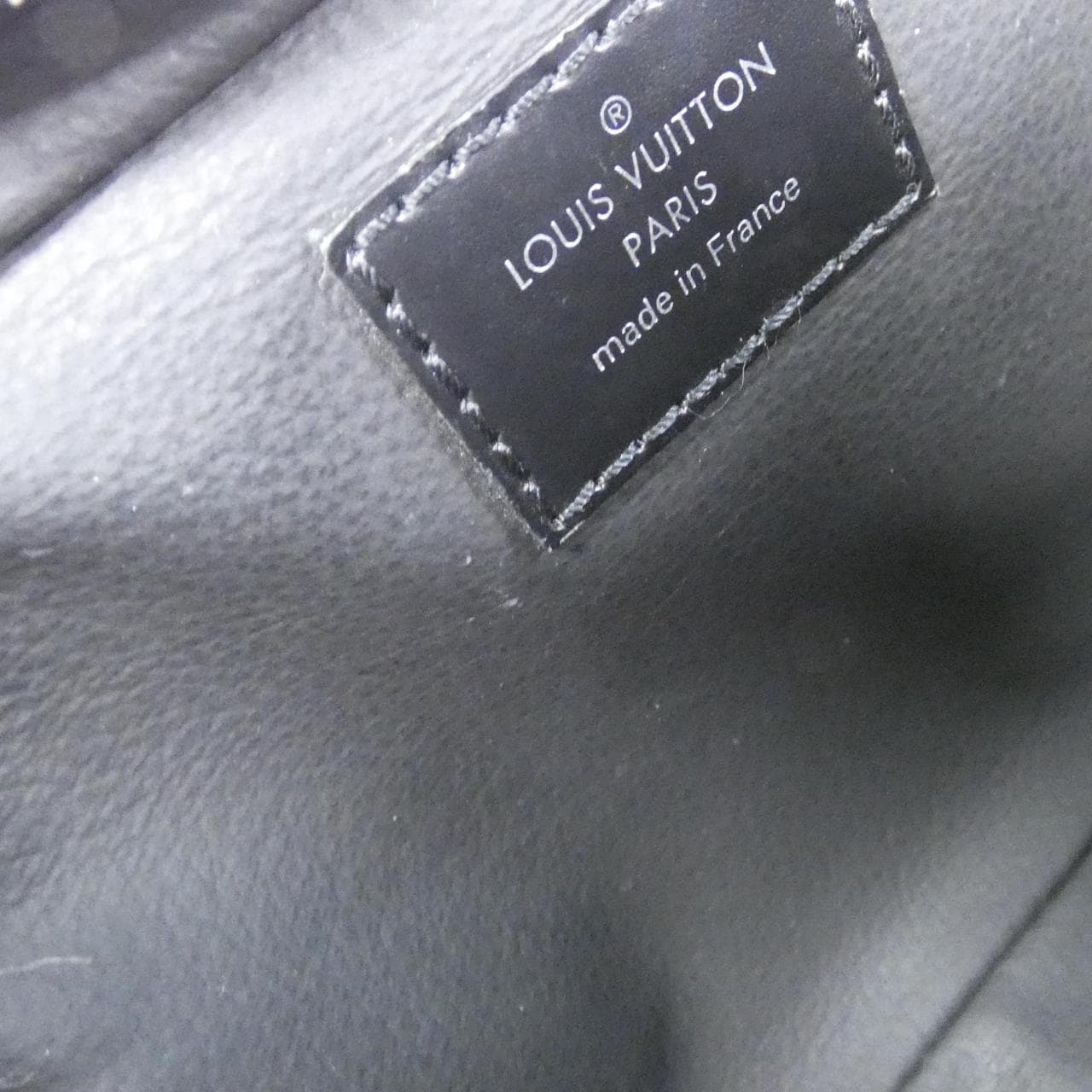 ルイヴィトン モノグラム エクリプス トゥルース トワレ PM M46577 ポーチ
