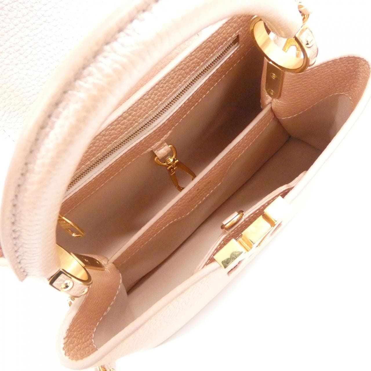 LOUIS VUITTON Capucines BB M21103 包