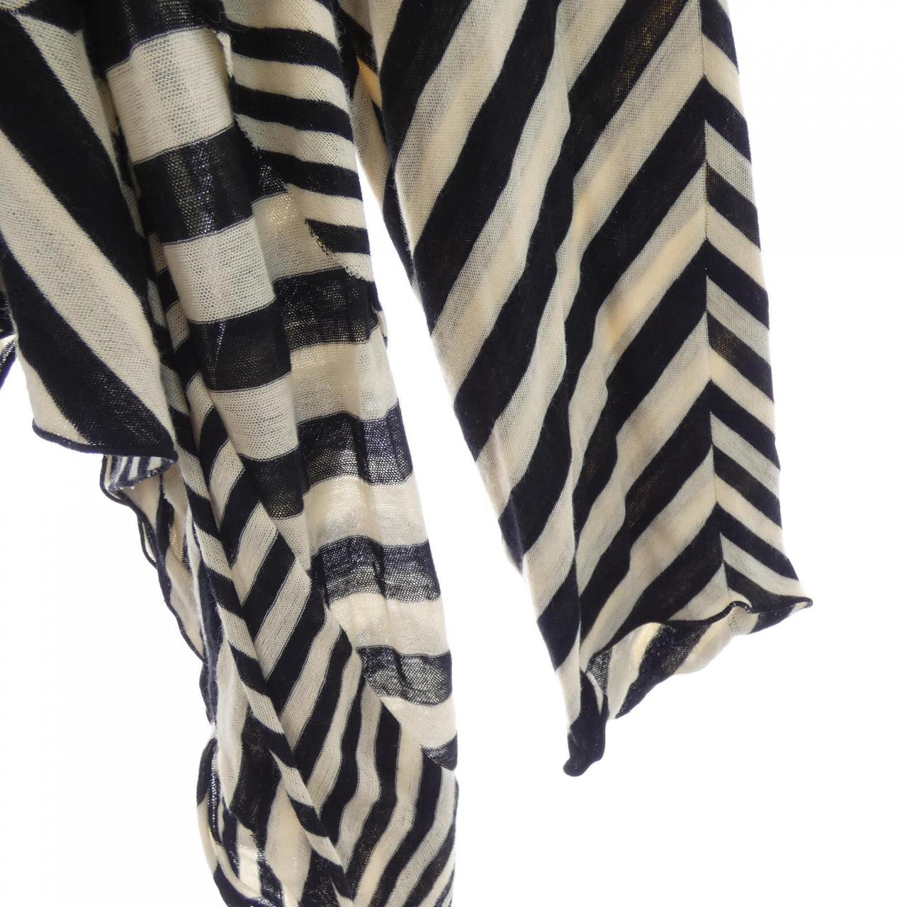 イッセイミヤケ ISSEY MIYAKE カーディガン