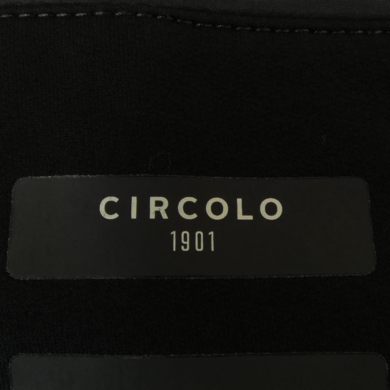 チルコロ 1901 CIRCOLO 1901 ジャケット