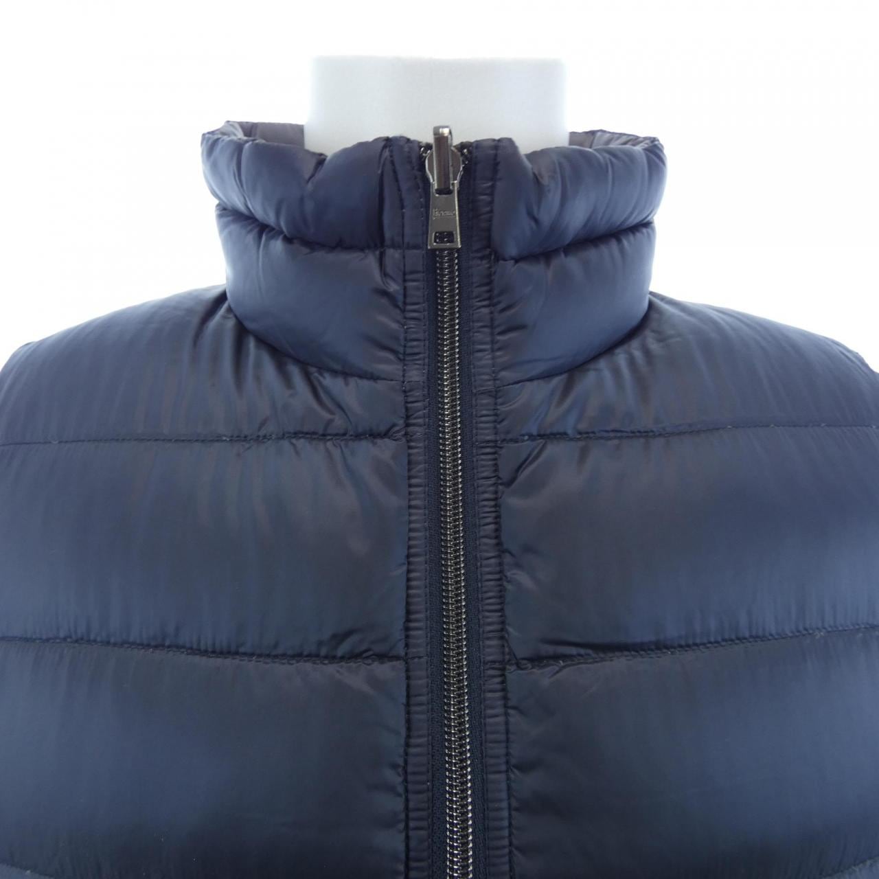 ヘルノ Herno PI0200U ダウンベスト