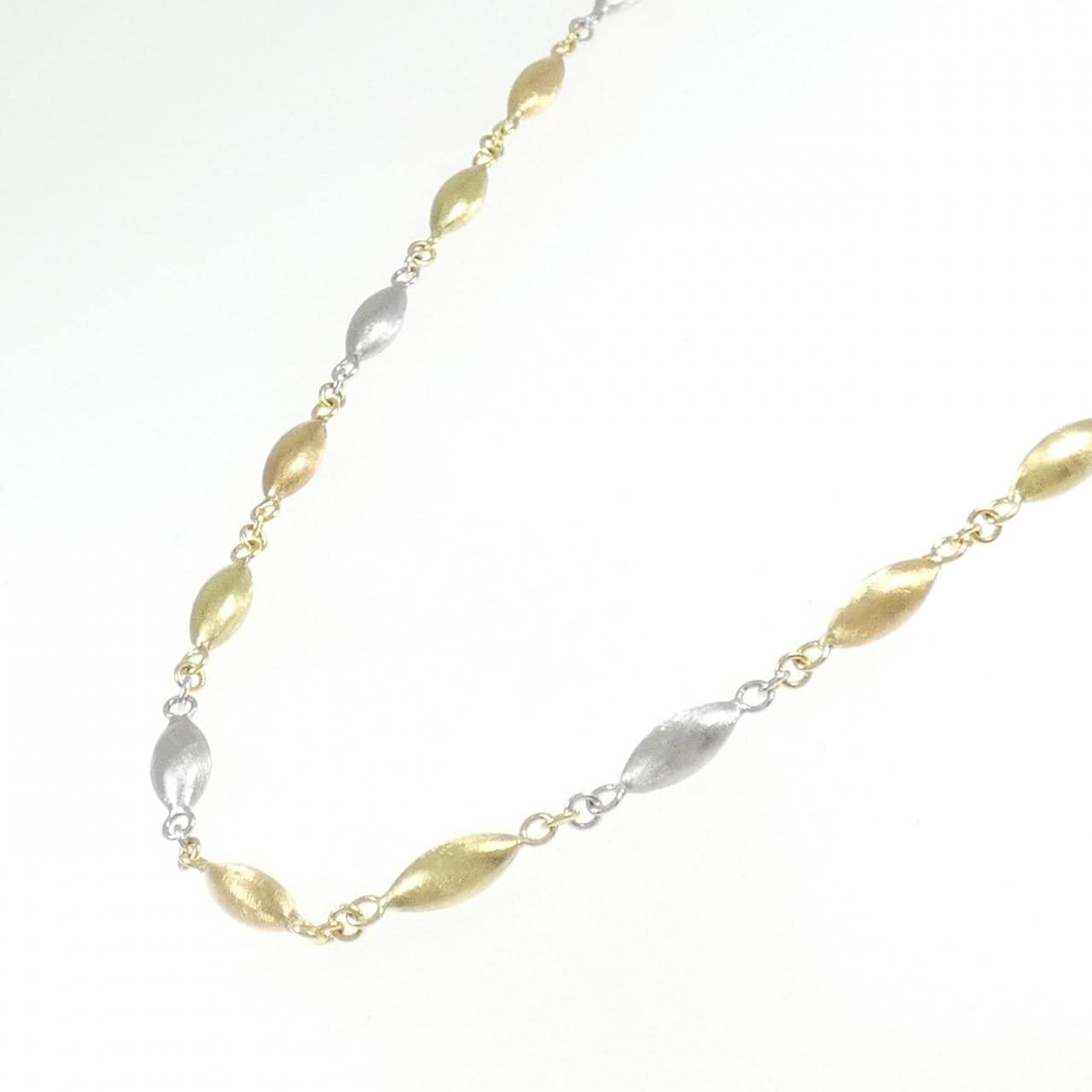750 Three-color necklace