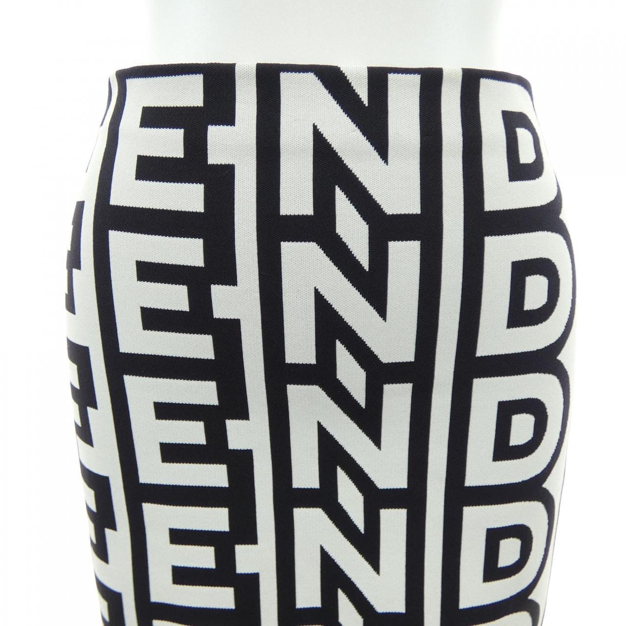 フェンディ FENDI FZQ702 AMDS スカート