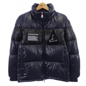 モンクレール MONCLER ダウンジャケット