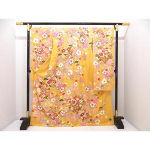 振袖　友禅金彩加工　刺繍入り