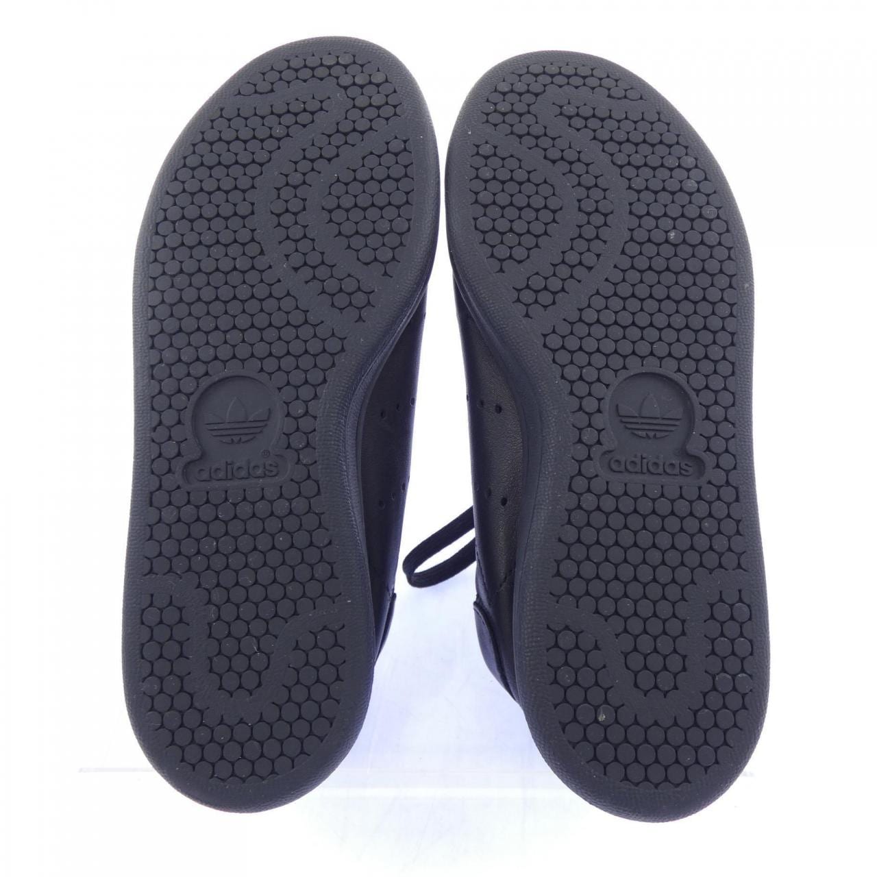 アディダス ADIDAS IE9117 スニーカー