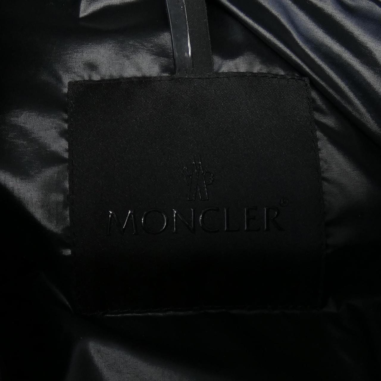 モンクレール MONCLER ダウンジャケット