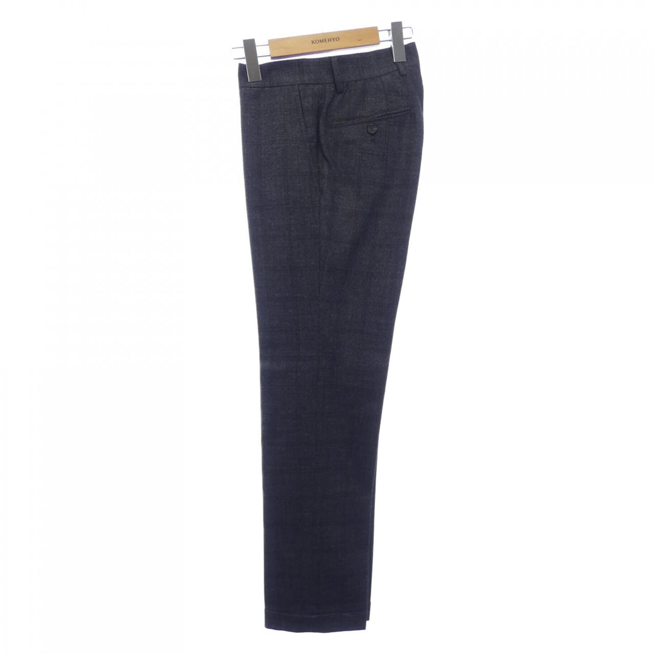ブルネロクチネリ BRUNELLO CUCINELLI スーツ