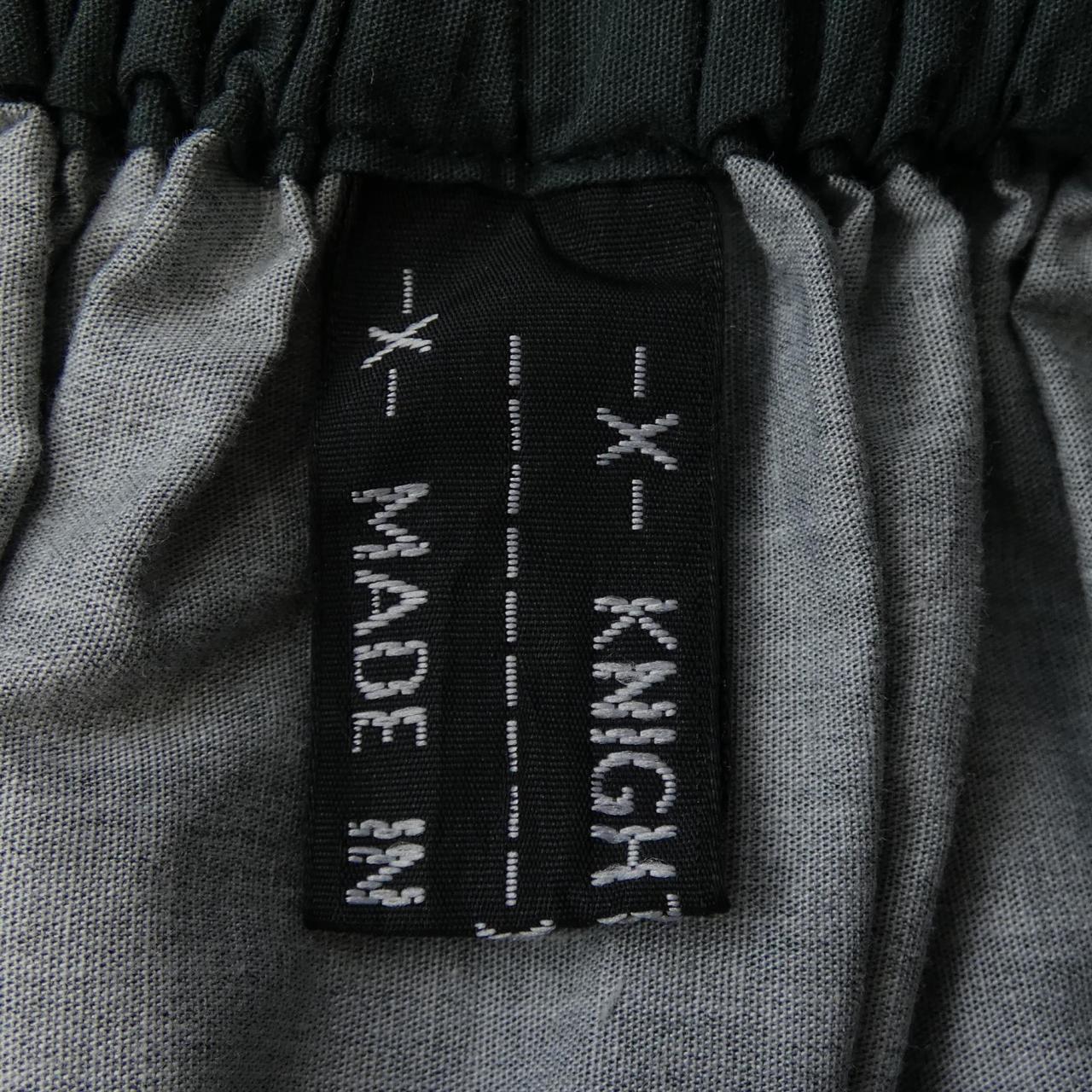 KNIGHT MILLS スカート