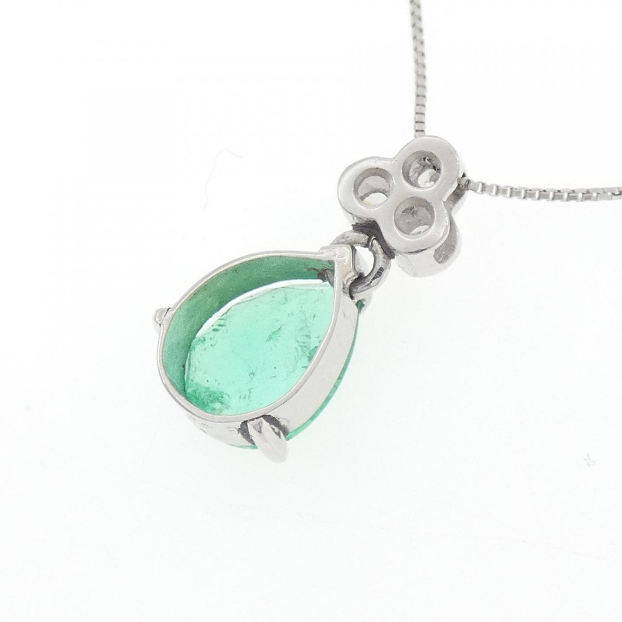 PT900/PT850 エメラルド ネックレス 1.55CT