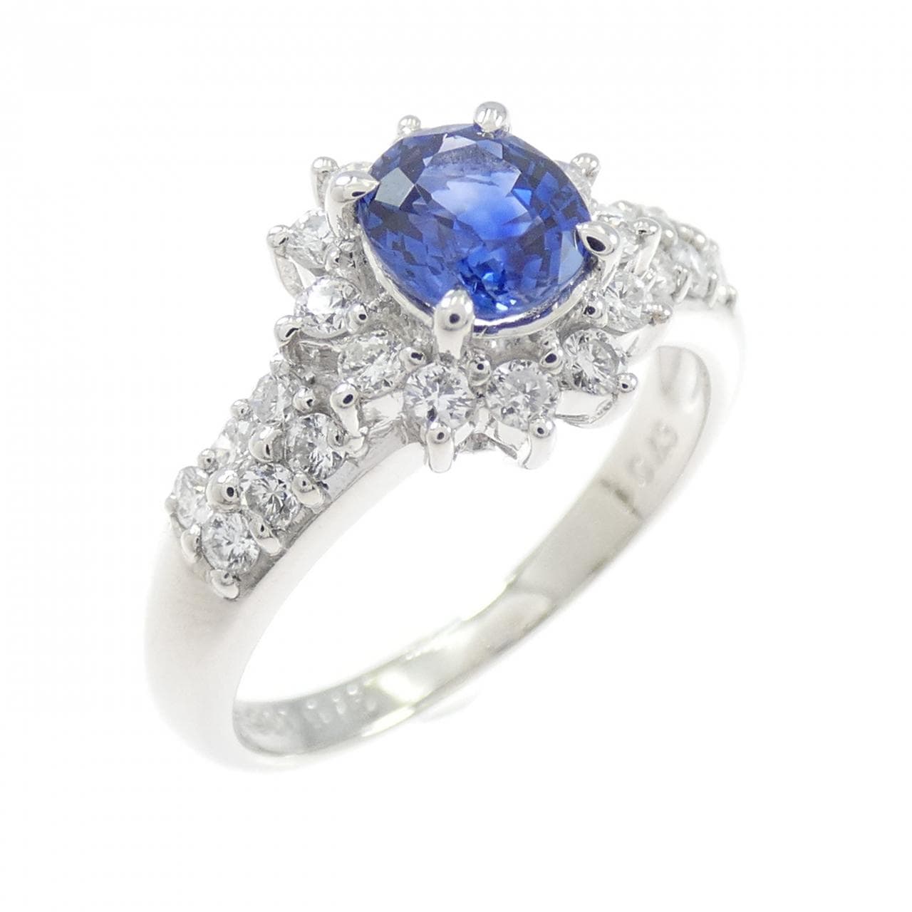 PT900 サファイヤ リング 0.76CT