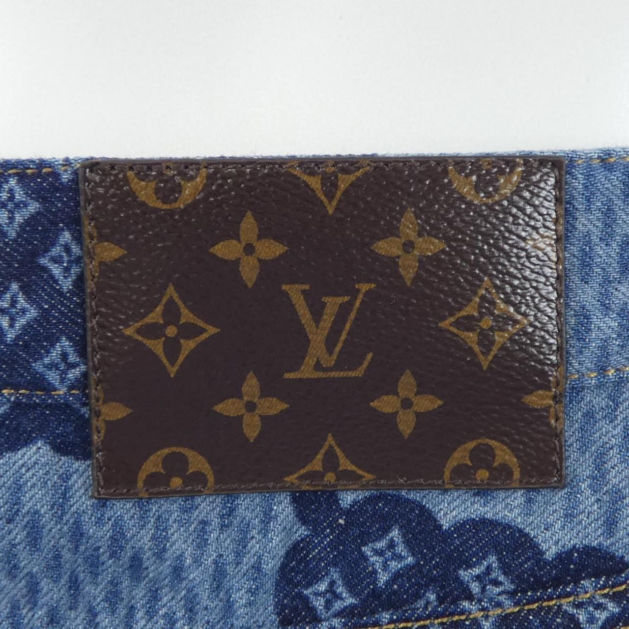 ルイヴィトン LOUIS VUITTON FRSK09JAT スカート
