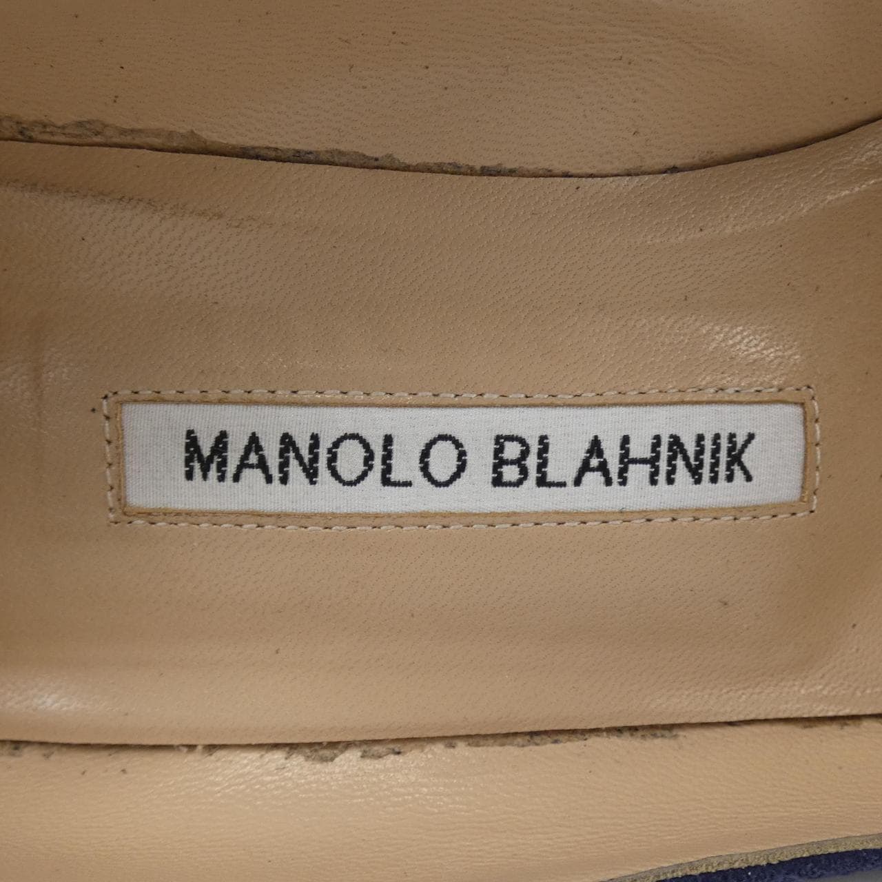 MANOLO BLAHNIK manolo blahnik pumps