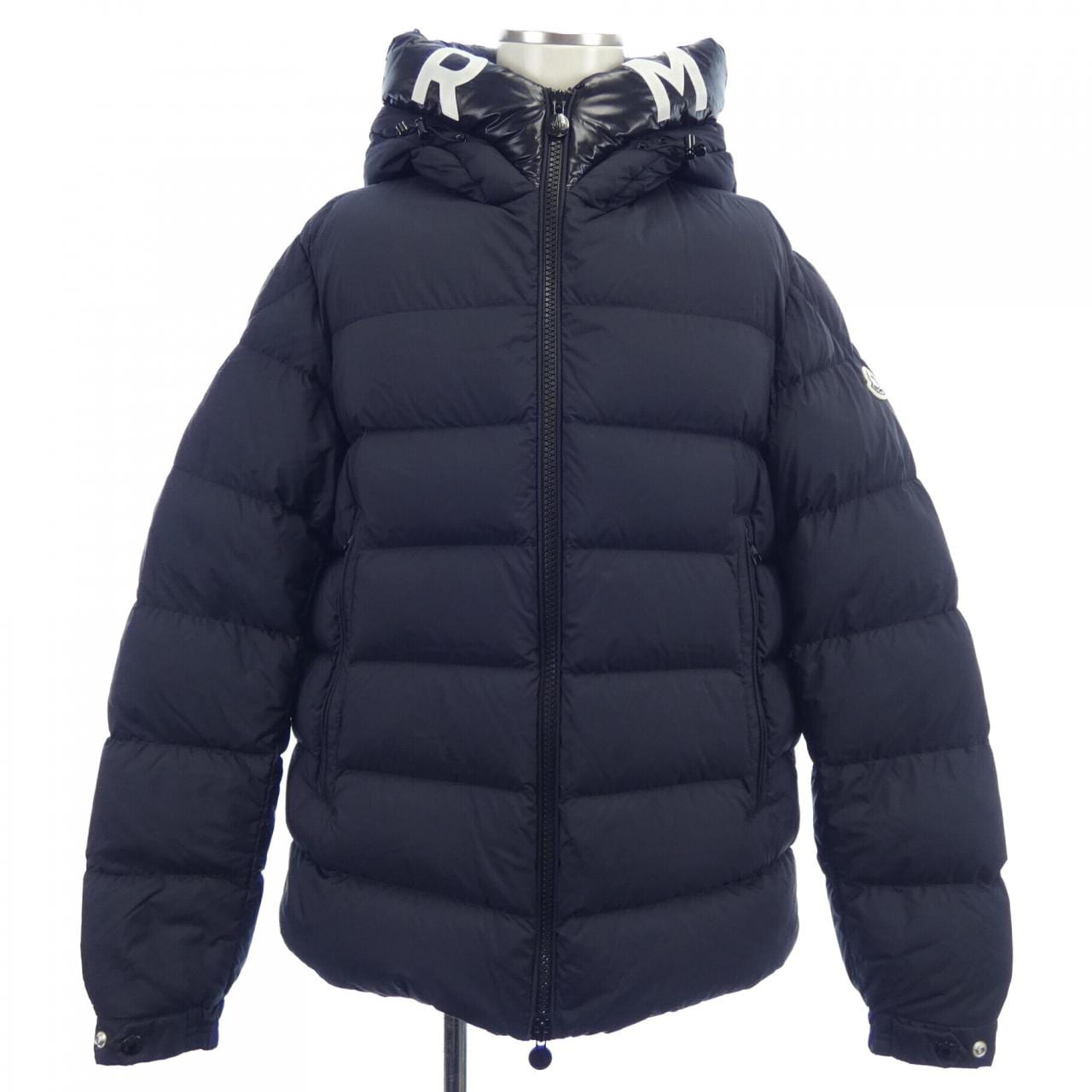 モンクレール MONCLER ダウンジャケット