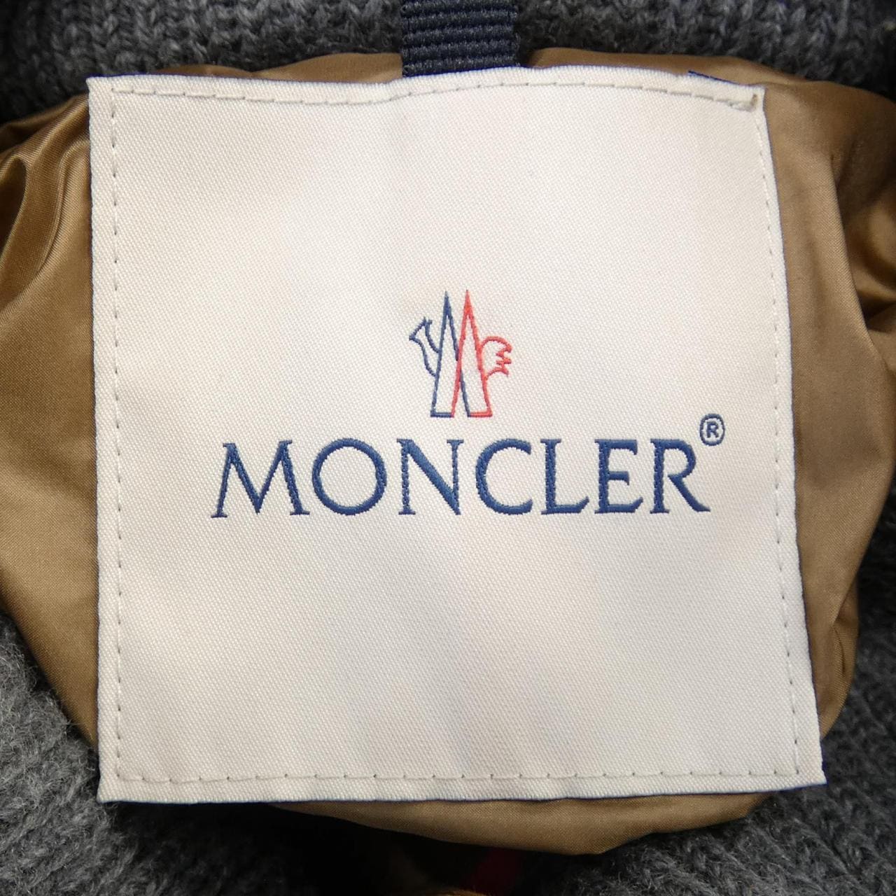 モンクレール MONCLER ダウンジャケット