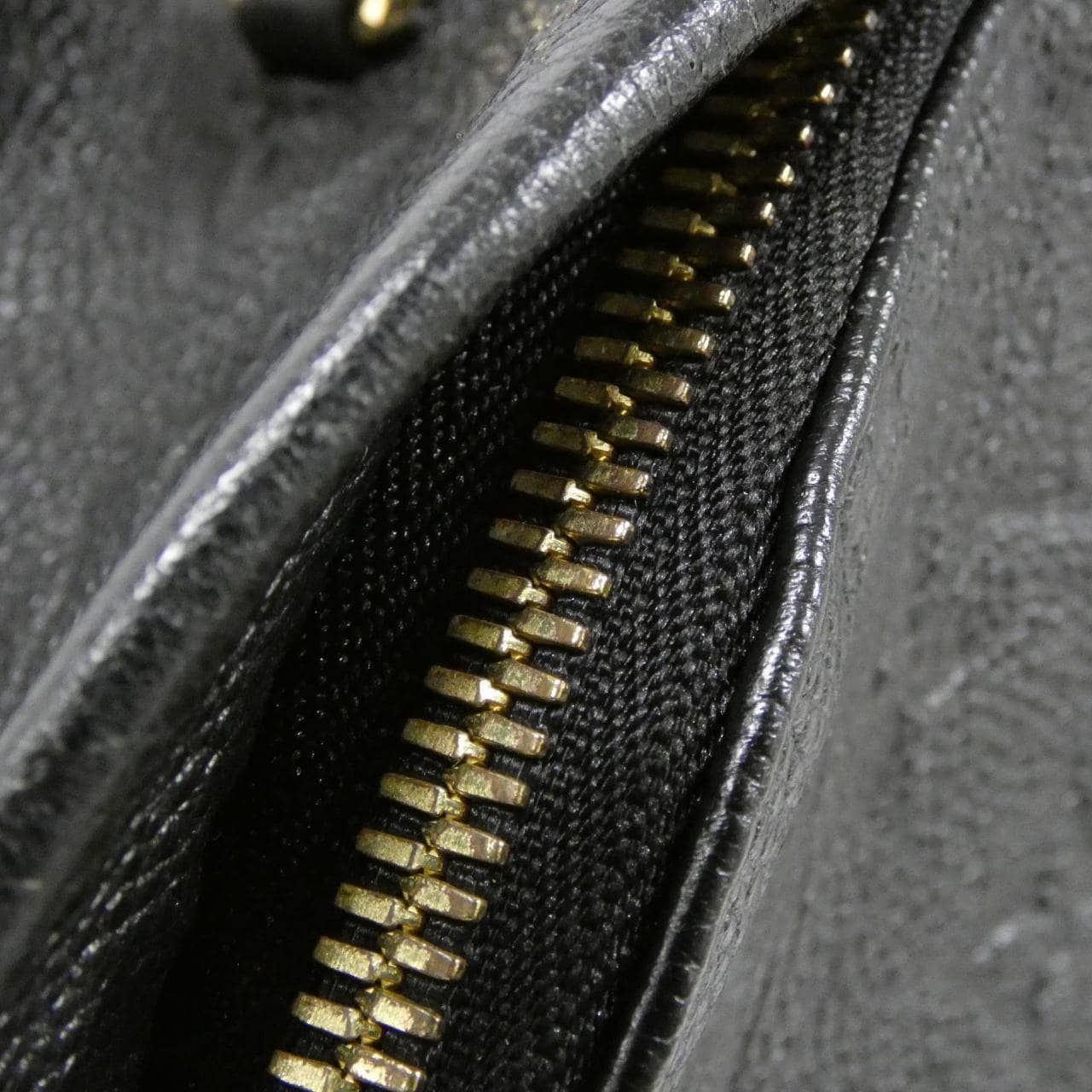 LOUIS VUITTON Monogram Empreinte Sorbonne M44016双肩包