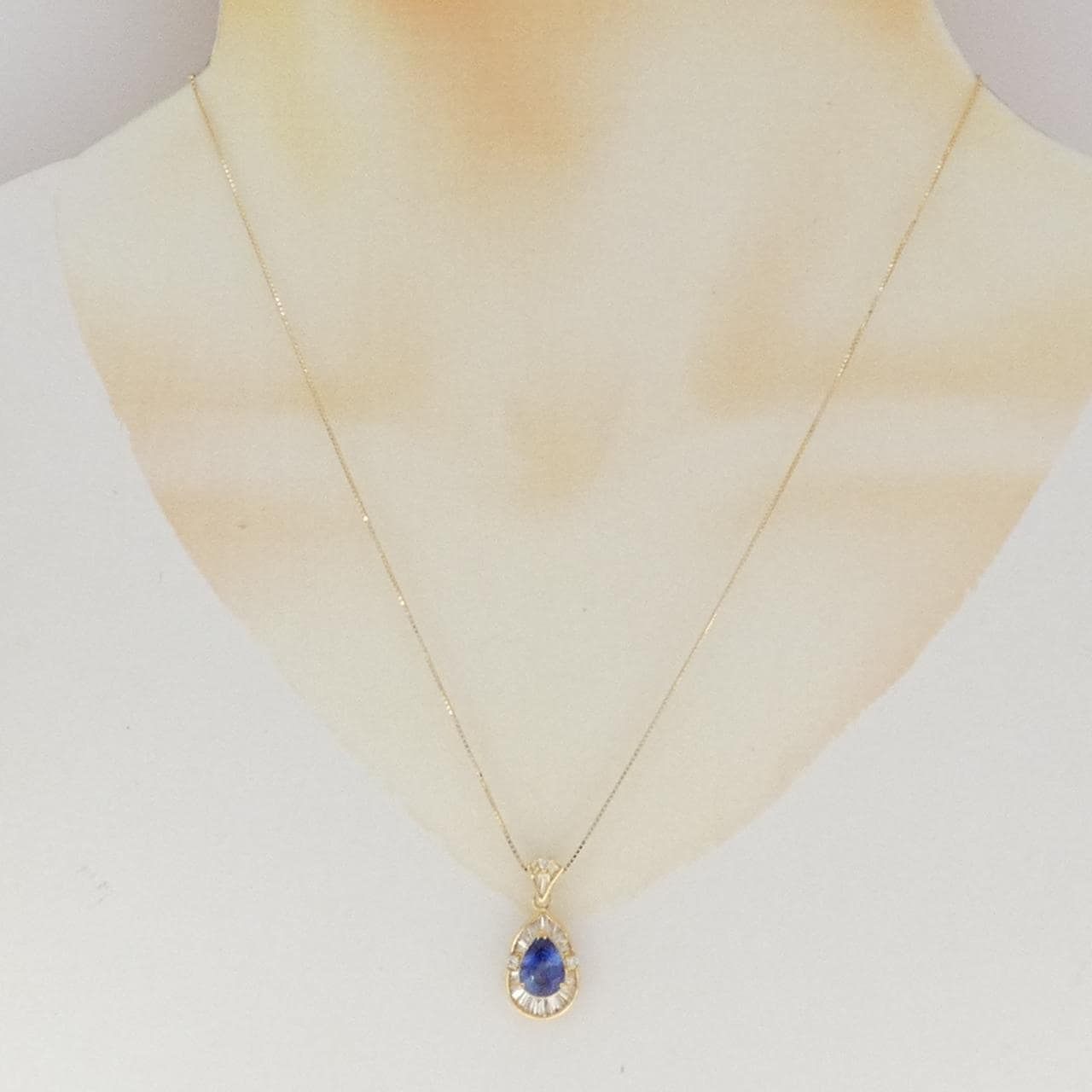 K18YG サファイヤ ネックレス 1.99CT
