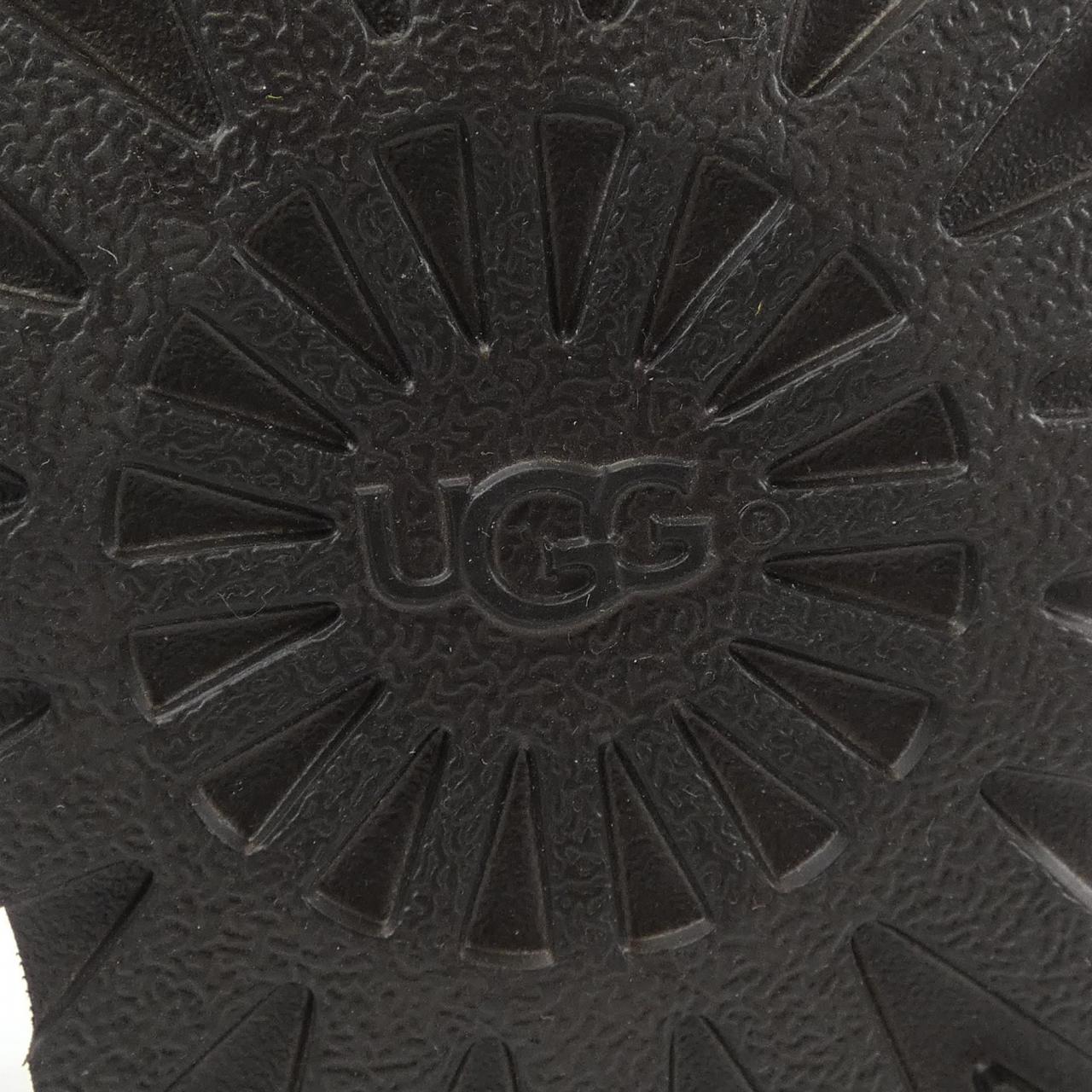 アグ UGG ブーツ