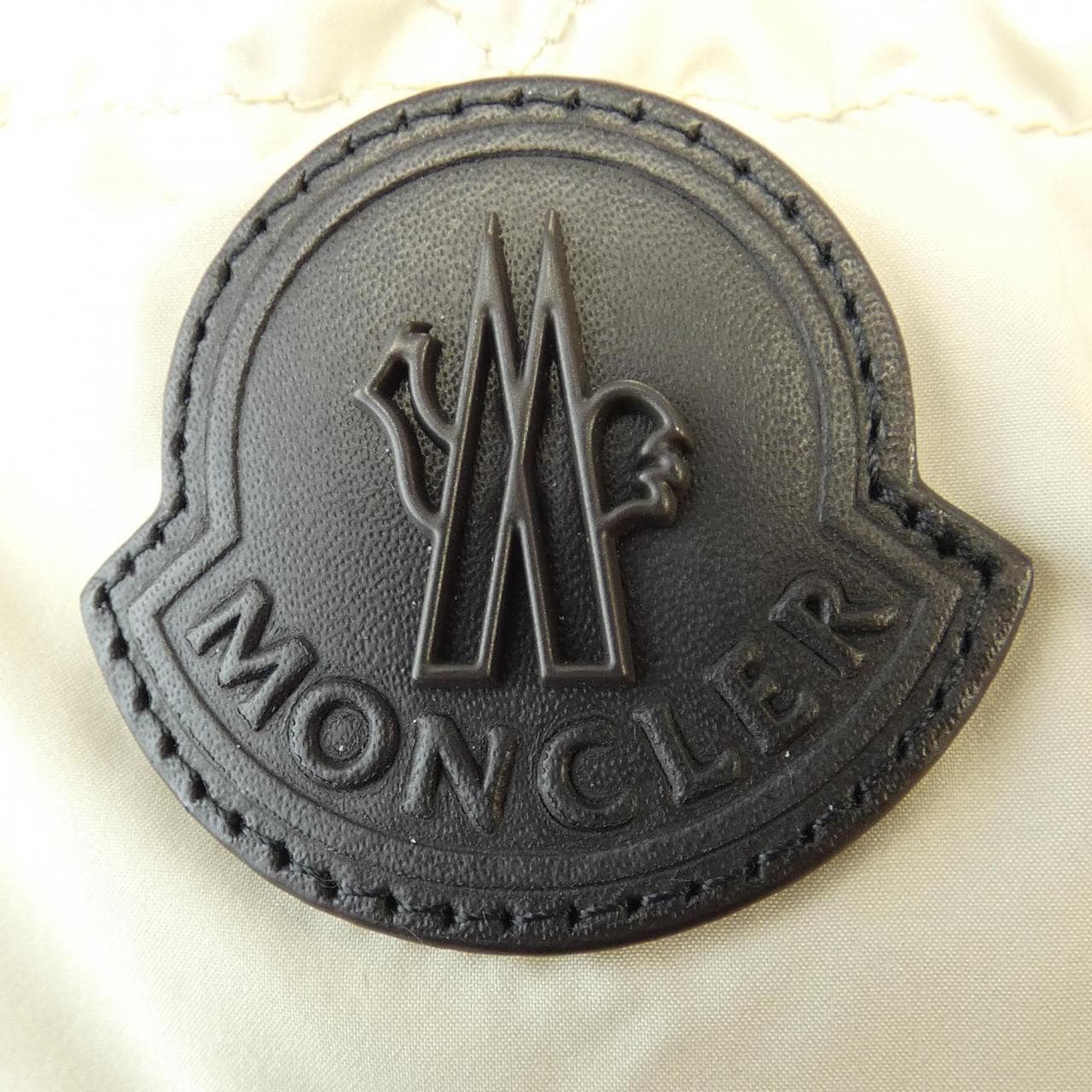 モンクレール MONCLER AUGERT ダウンジャケット