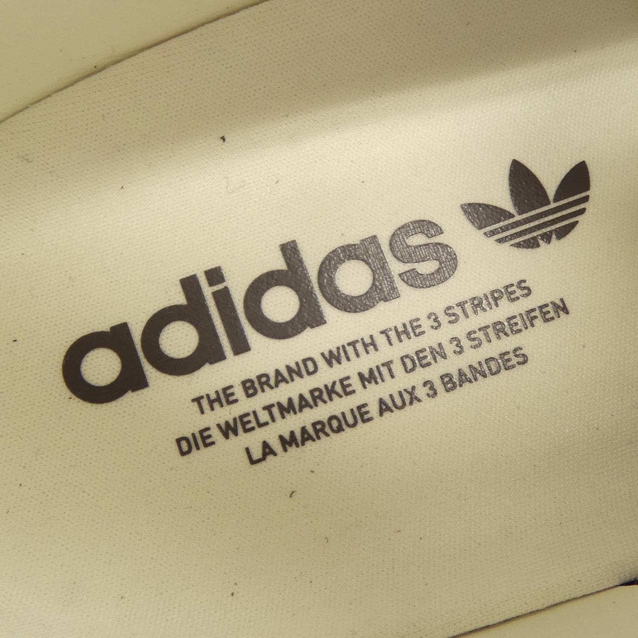 アディダス ADIDAS IH6932 スニーカー