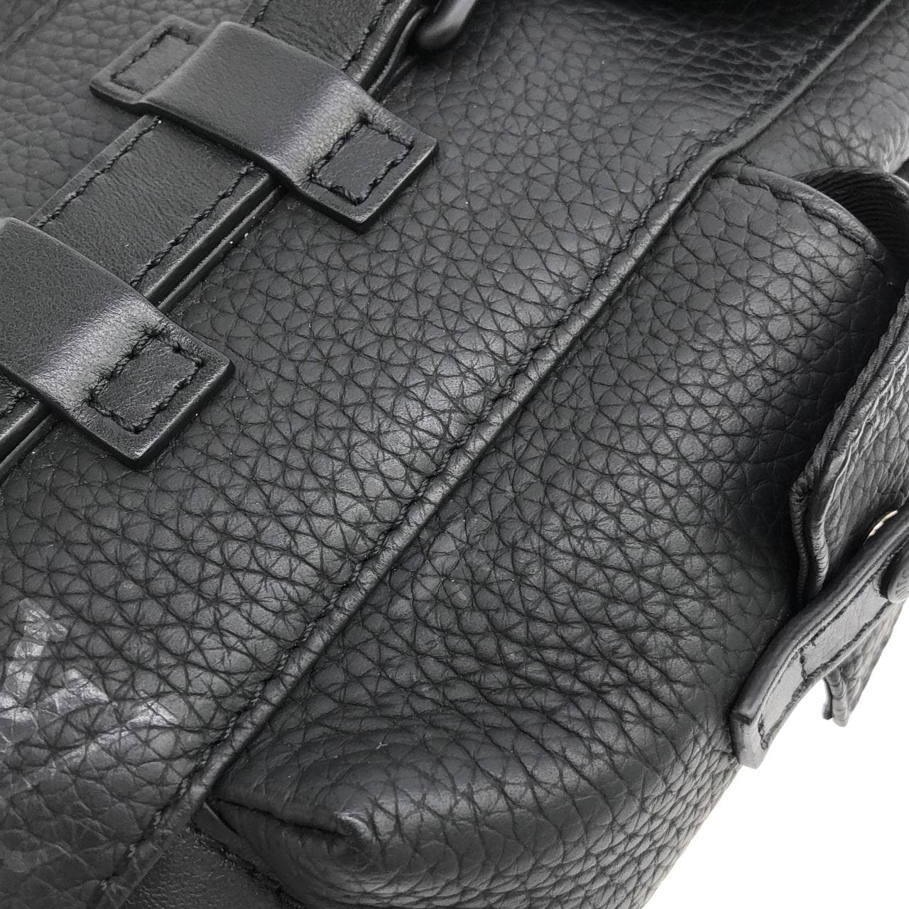 ルイヴィトン トリヨン モノグラム クリストファーXS M58495 ショルダーバッグ