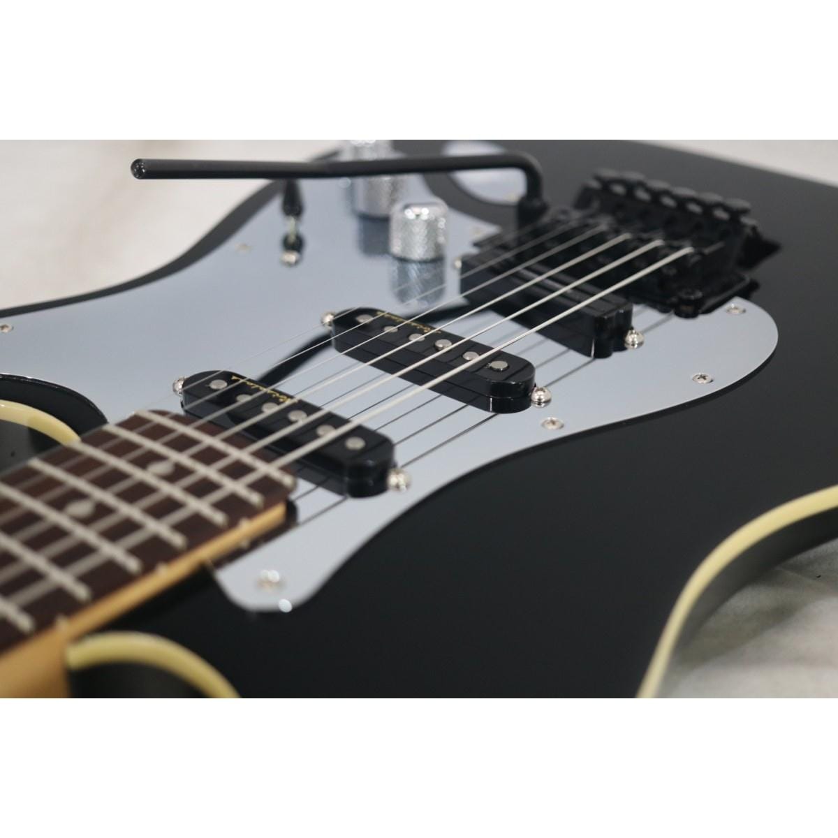 ＦＥＮＤＥＲ　　ＴＯＭ　ＭＯＲＥＬＬＯ　ＳＴＲＡＴＯＣＡＳＴＥＲ