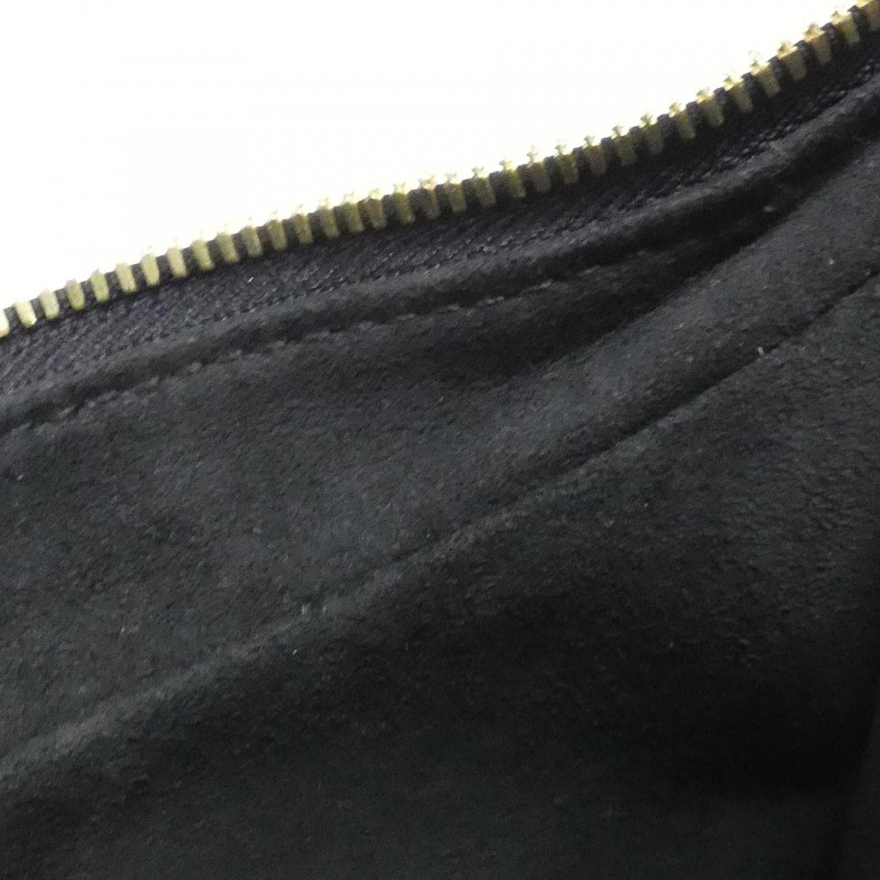 ルイヴィトン モノグラム アンプラント バガテル M46002 ショルダーバッグ