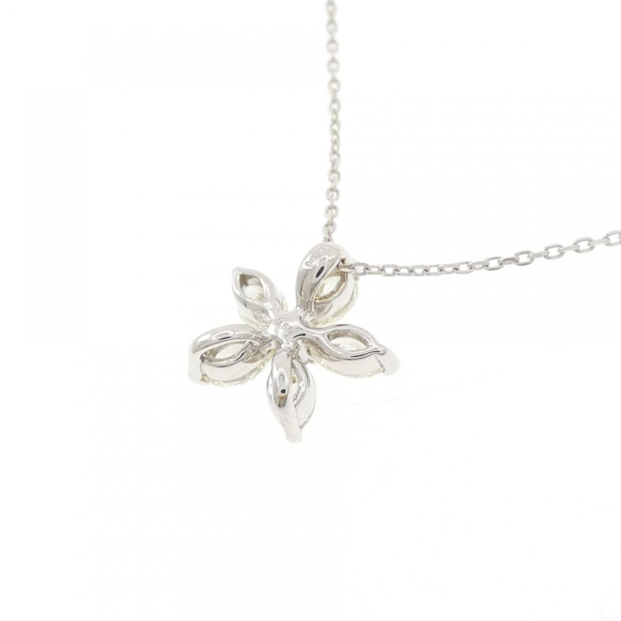K18WG フラワー ダイヤモンド ネックレス 0.50CT