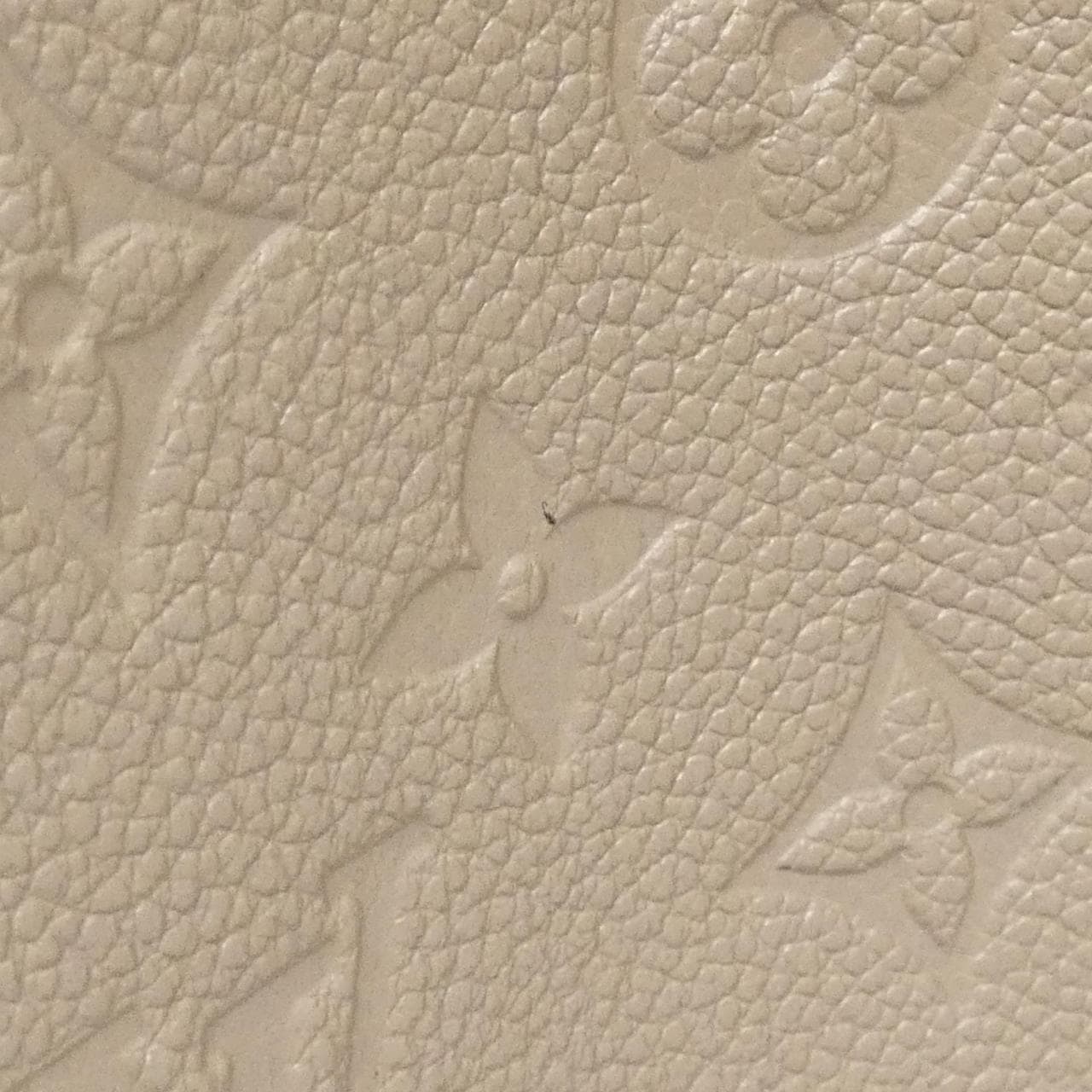 LOUIS VUITTON Monogram Empreinte On The Go MM M45607 包