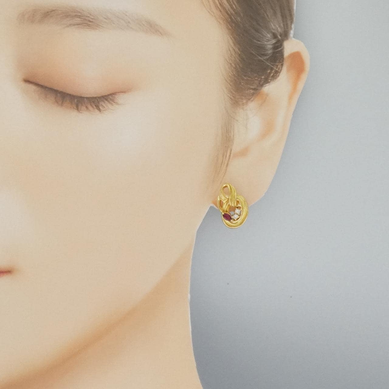 K18YG ルビー ピアス 0.32CT