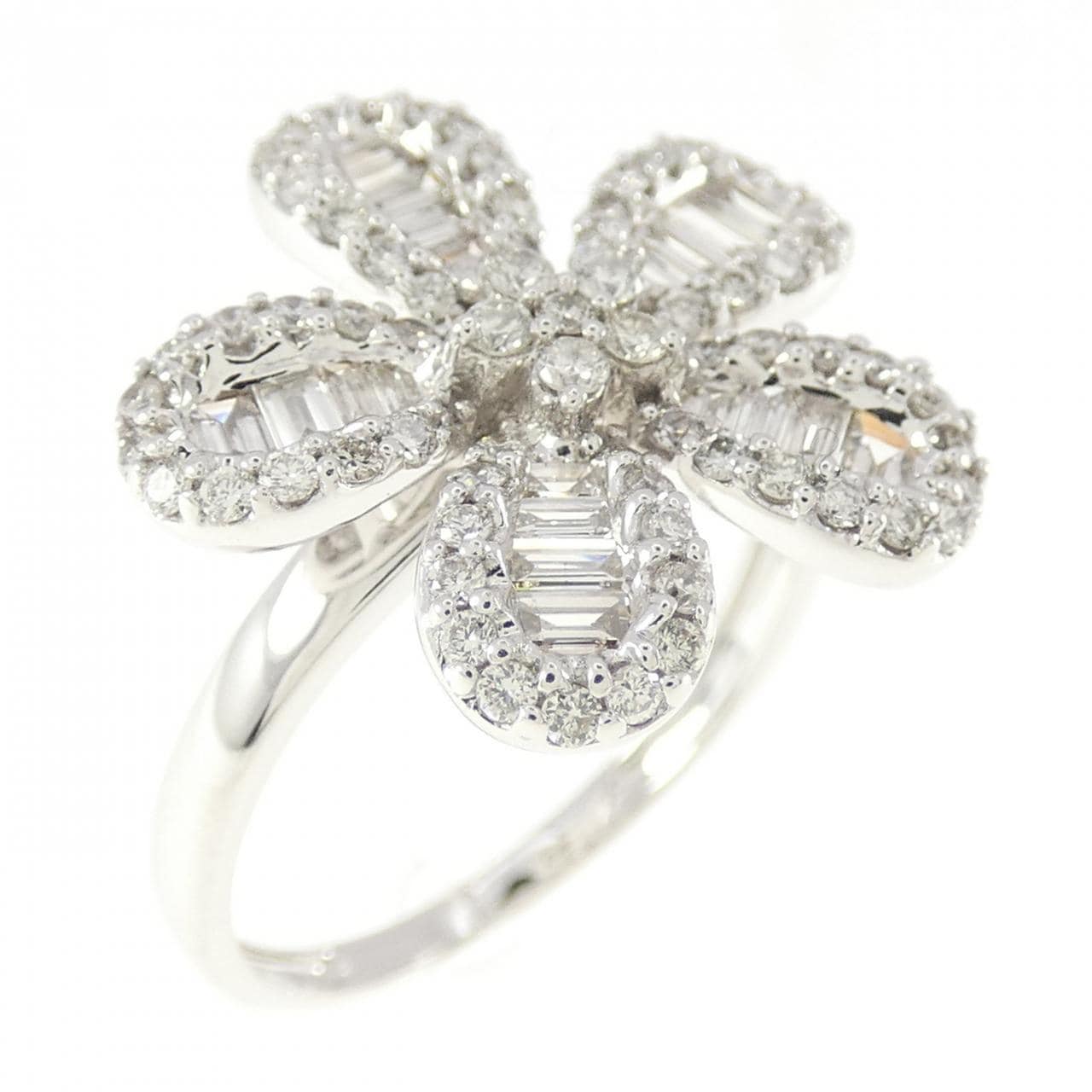 K18WG花朵钻石戒指0.80CT