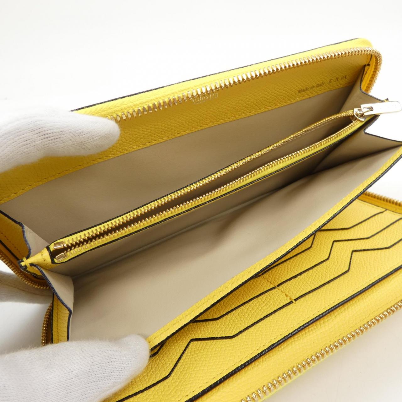 ヴァレクストラ VALEXTRA ジップパース12カード SGZA0021028LOCWZ99 WALLET
