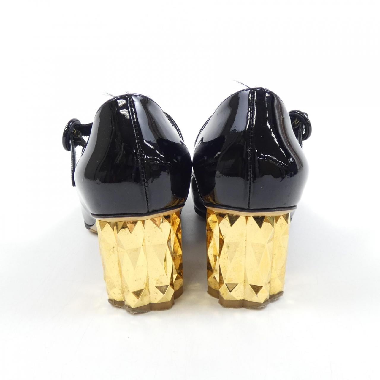 SALVATORE FERRAGAMO薩爾瓦多菲拉格慕泵
