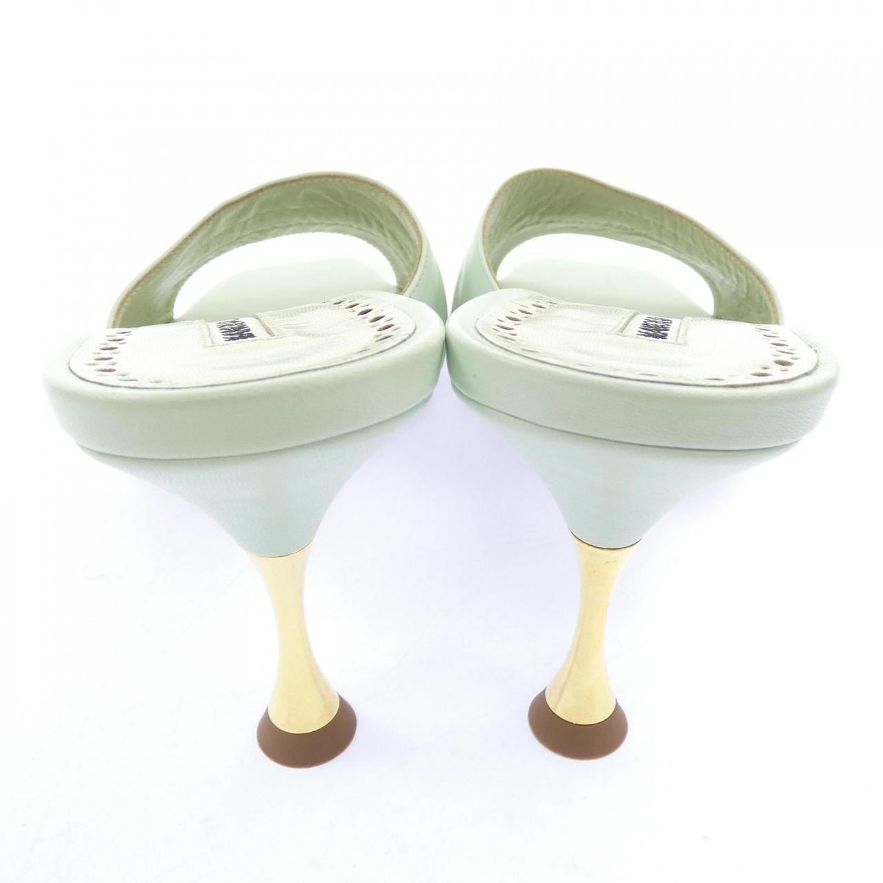 マノロブラニク MANOLO BLAHNIK サンダル