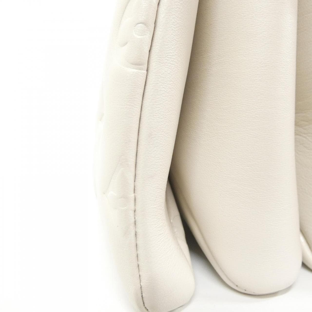 ルイヴィトン クッサン PM M21262 ショルダーバッグ