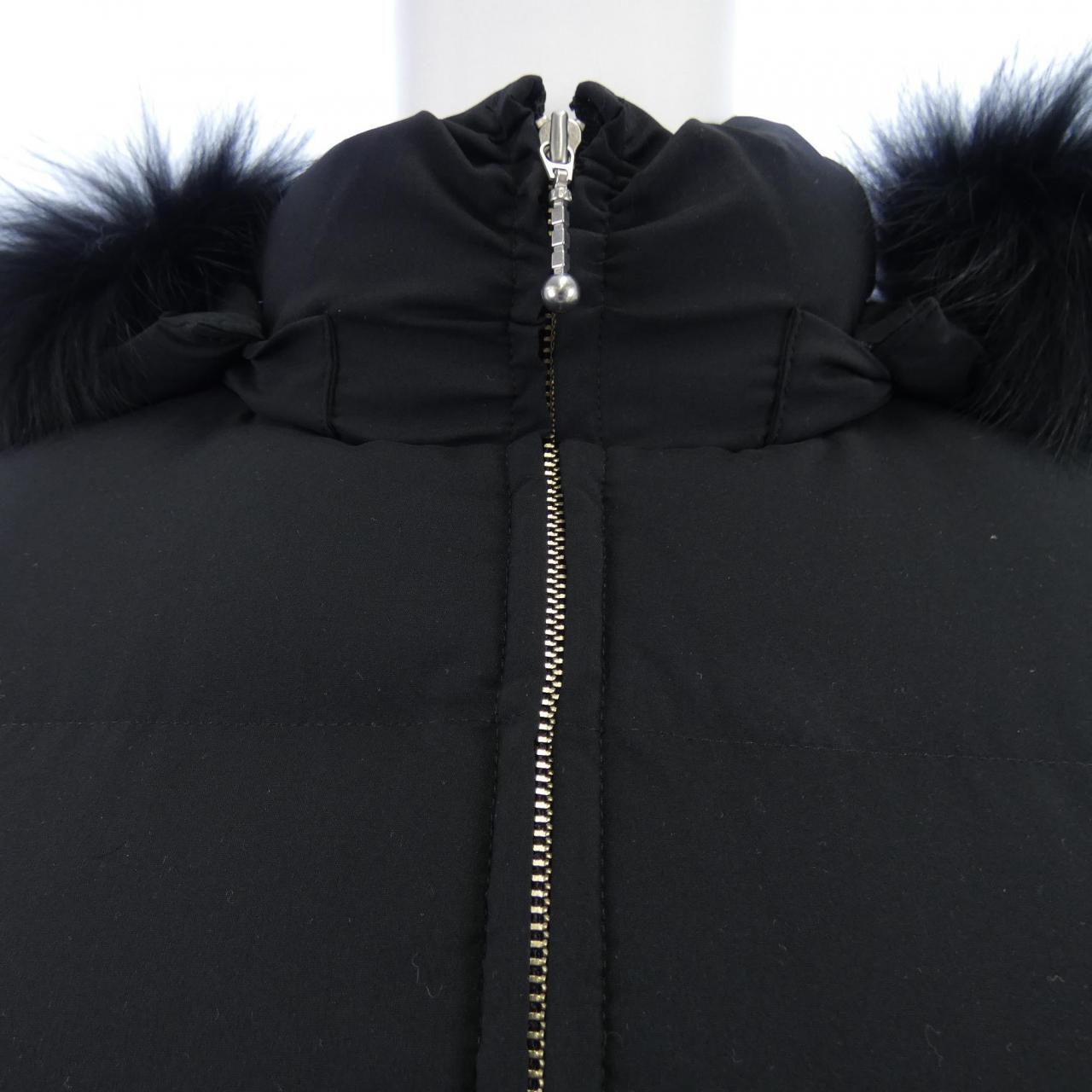 クィーンズコート QUEENS COURT ダウンジャケット