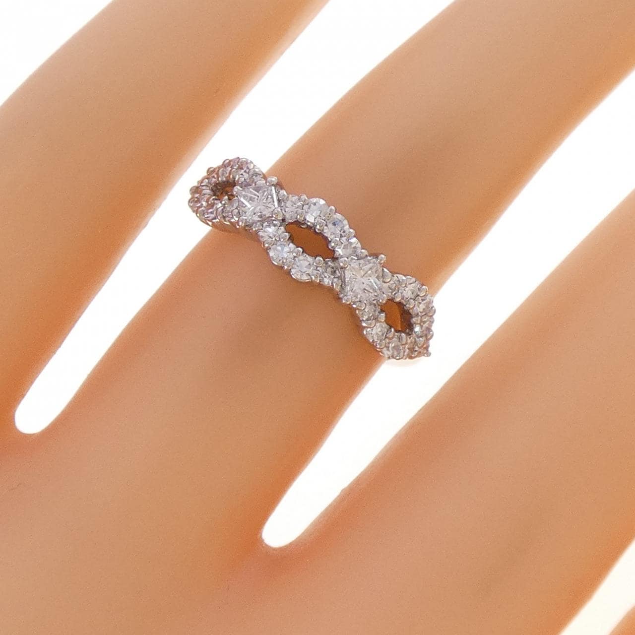スワ ダイヤモンド リング 0.50CT
