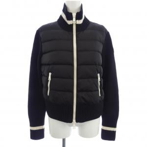 モンクレール MONCLER ダウンジャケット