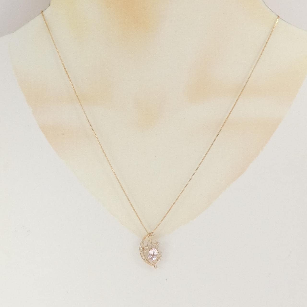 K18PG モルガナイト ネックレス 0.58CT