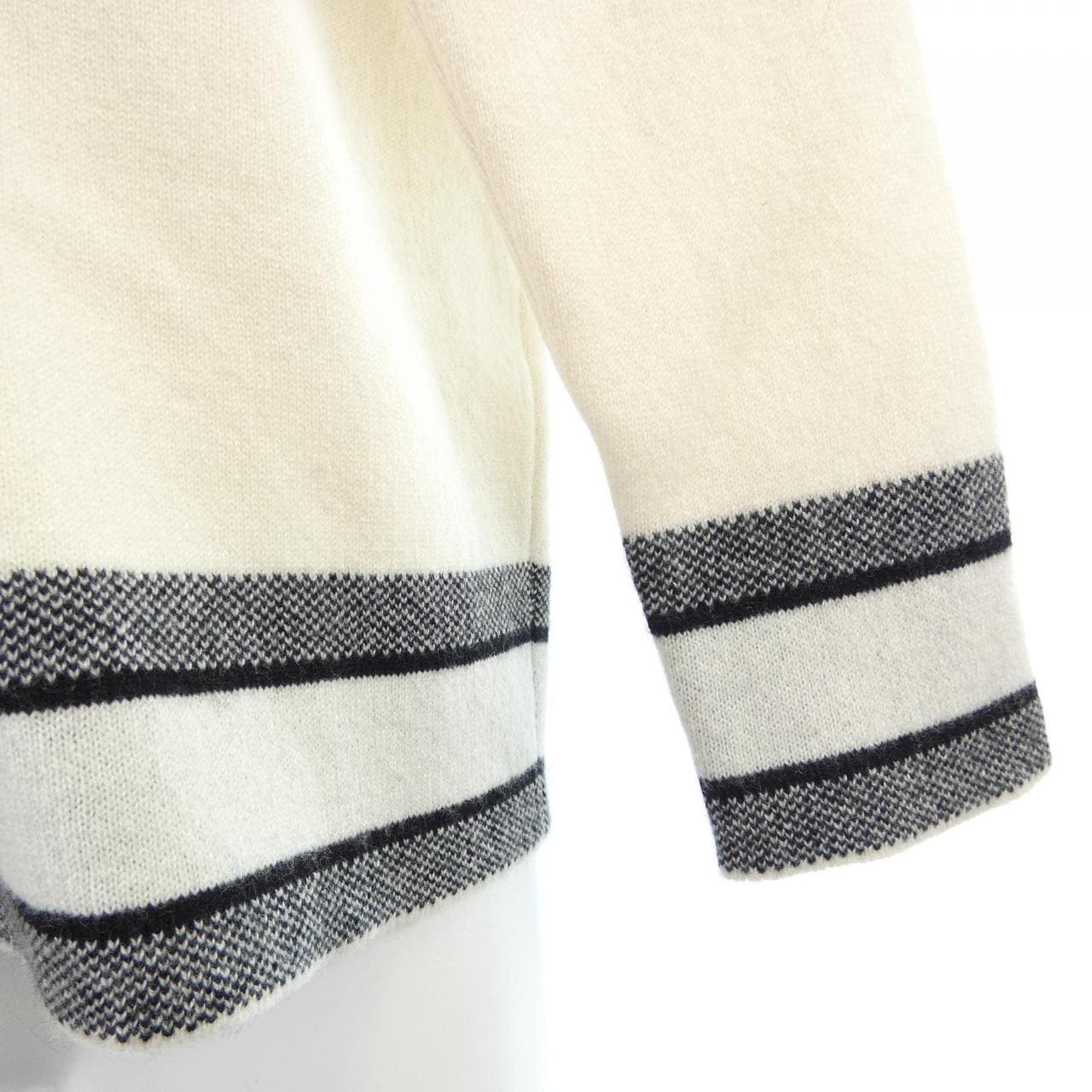 クリスチャンディオール CHRISTIAN DIOR 014S55AM042 ニット