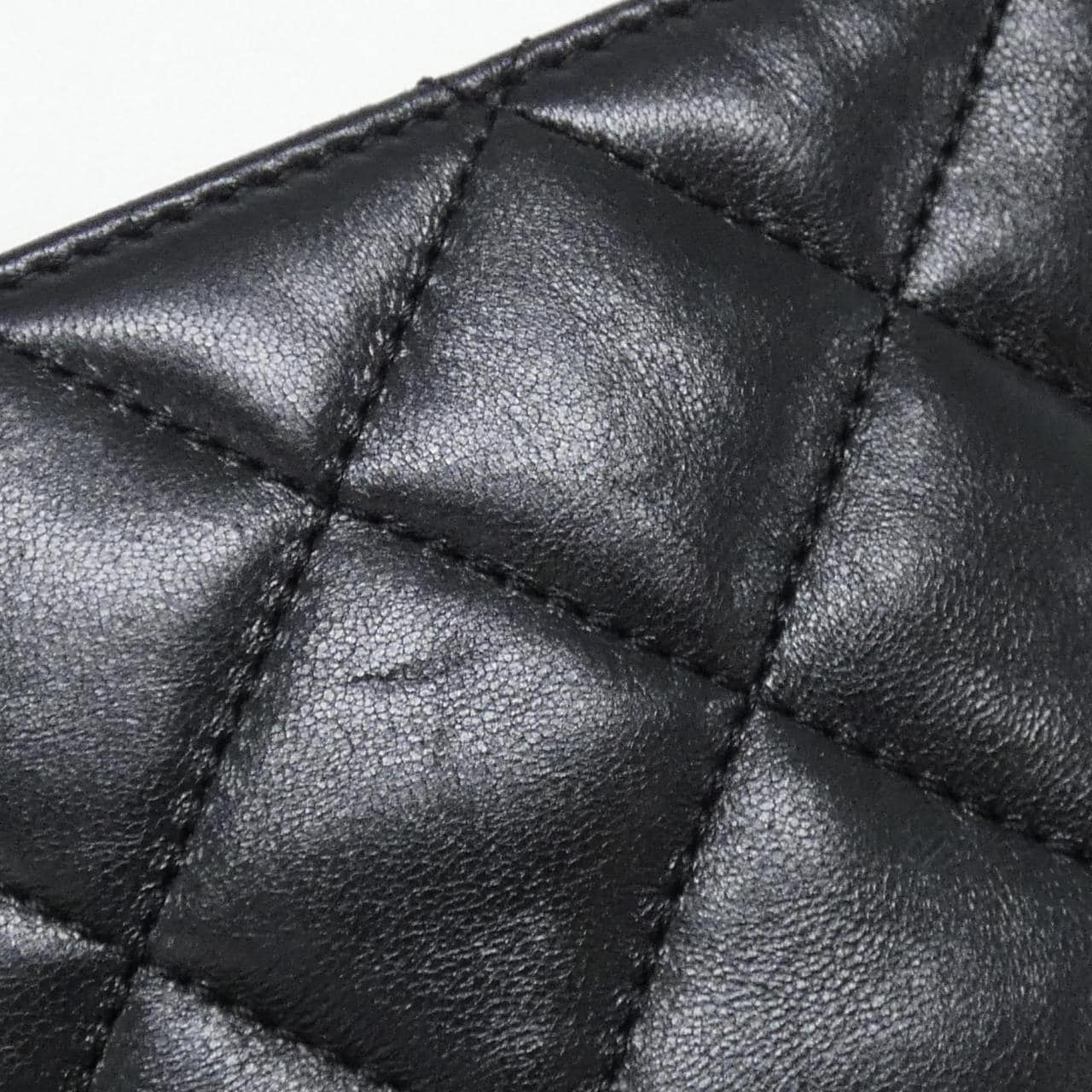 シャネル ショルダーバッグ