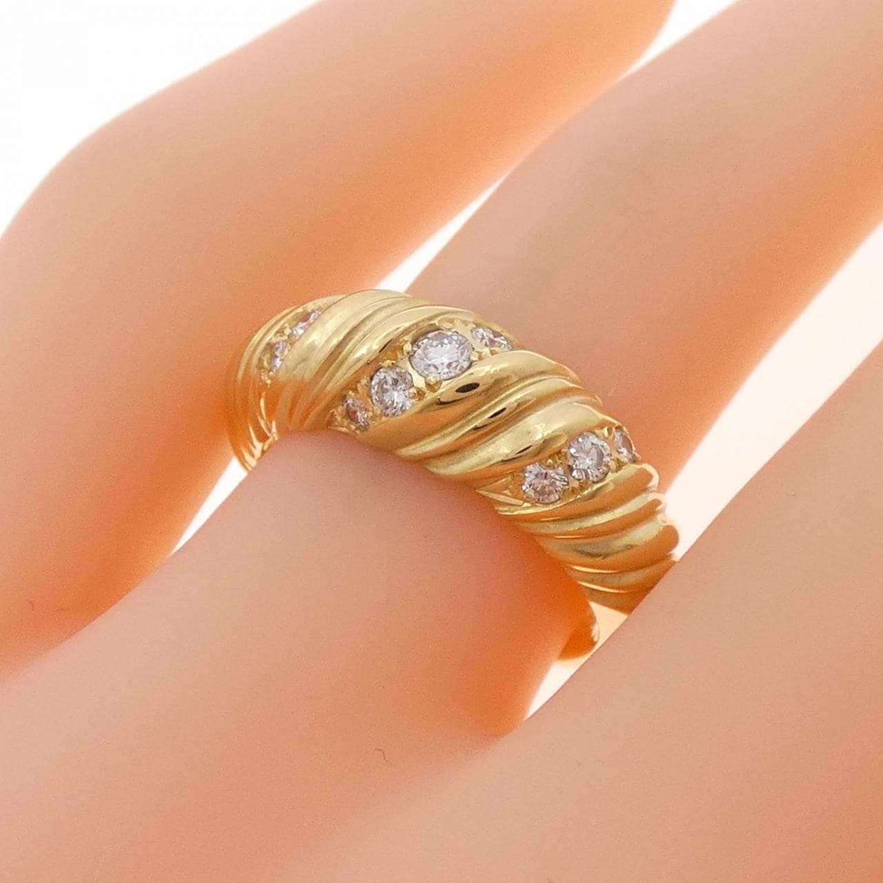 クイーン ダイヤモンド リング 0.25CT