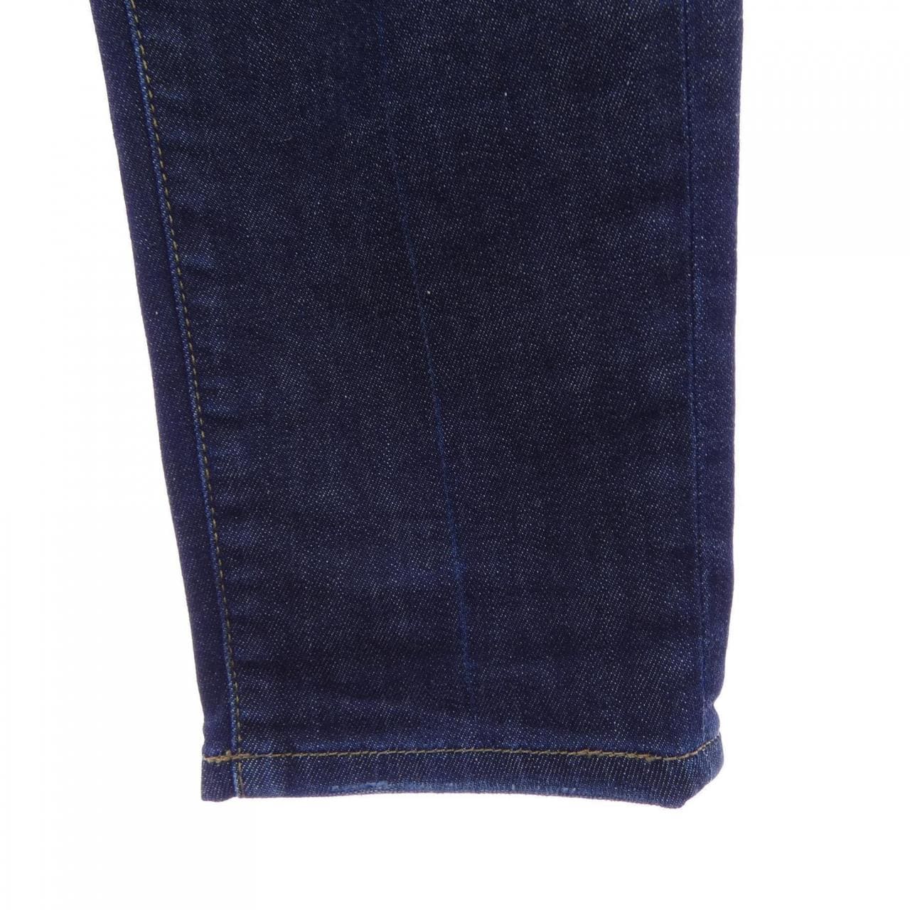 グッチ GUCCI 333222　XD192 ジーンズ