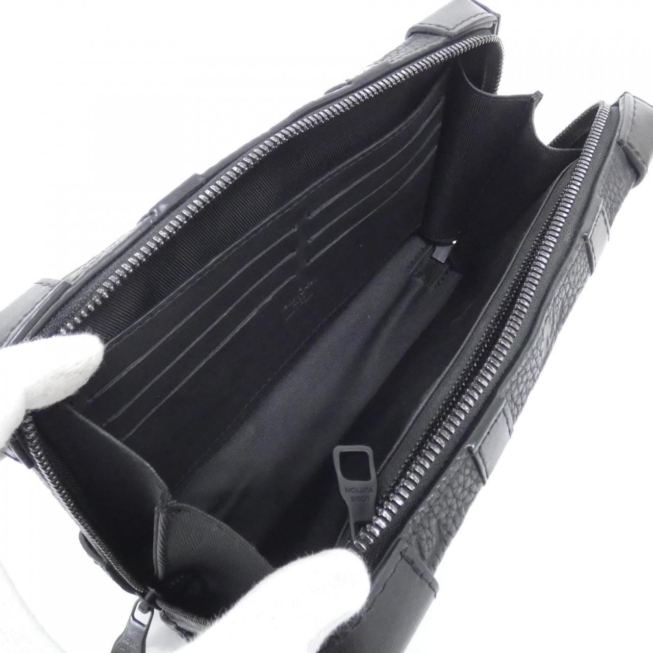 ルイヴィトン トリヨン モノグラム ソフトトランク ウォレット M80224 ショルダーバッグ