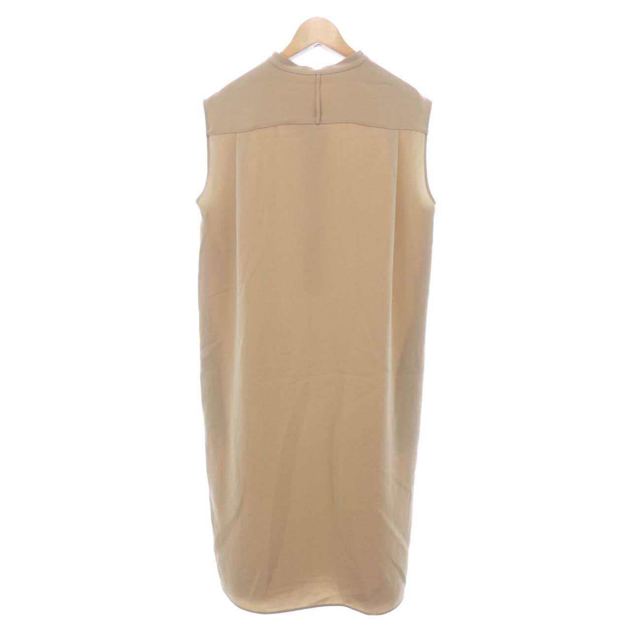 ベイジュ BEIGE. ワンピース