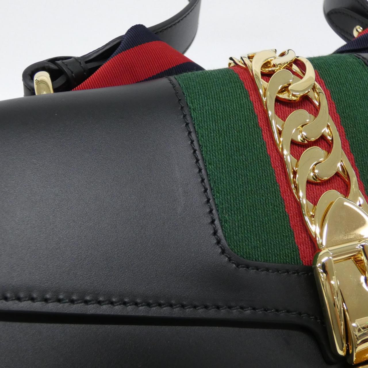 グッチ SYLVIE 421882 CVLEG ショルダーバッグ