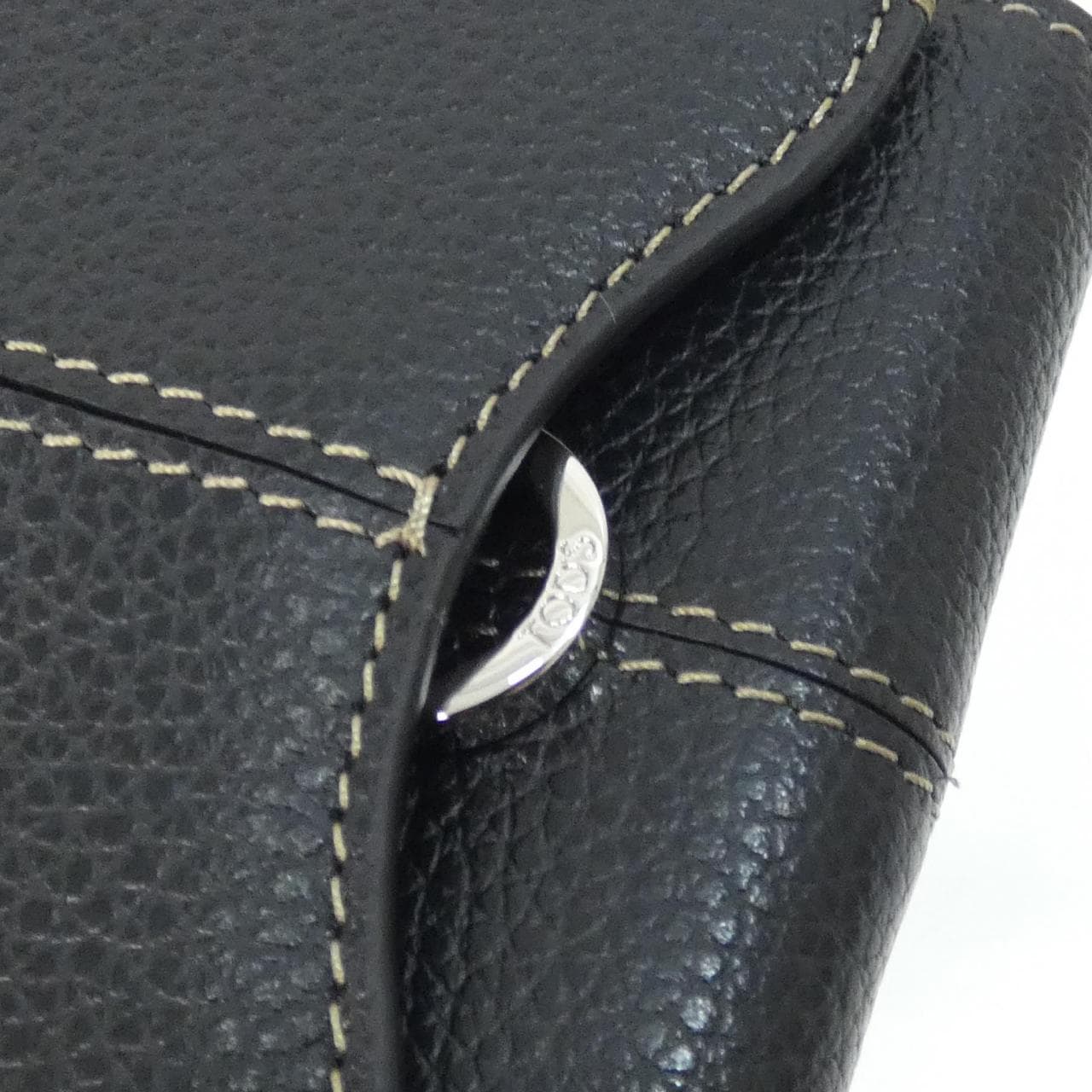 【新品】トッズ XAWDBNB2000XSOB999 財布