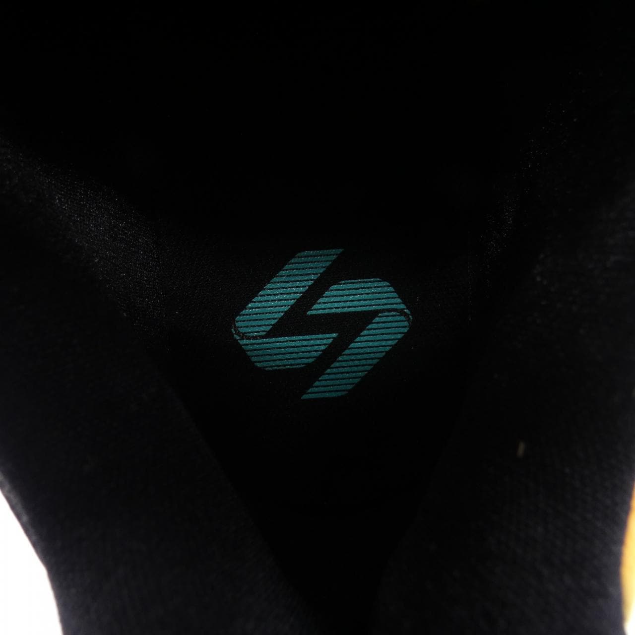 ナイキ ジョーダン NIKE JORDAN FQ9046-800 スニーカー